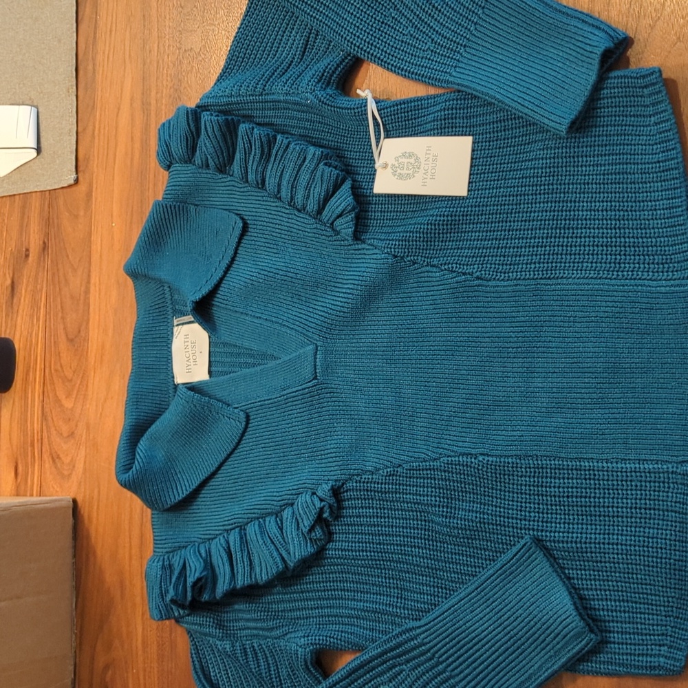 Ruffle sweater